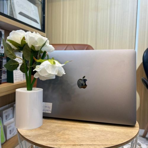 MacBook  Air M1 8G 256G 2021